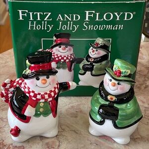 New In Box~Fitz And Floyd Holly Jolly Mr and Mrs Snowmen Salt & Pepper Shakers